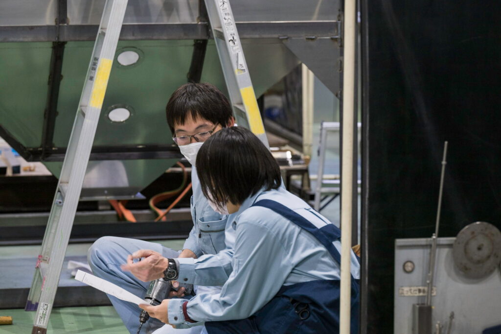 岩倉溶接工業所 社員